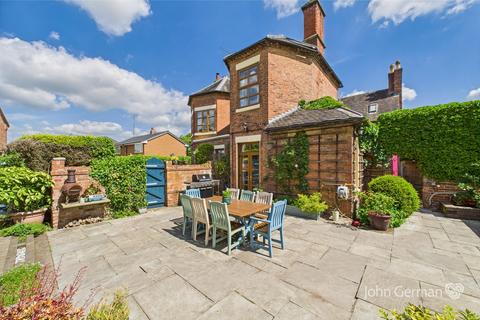 6 bedroom detached house for sale, Main Road, Great Haywood