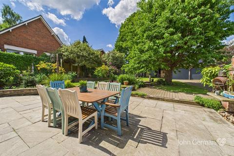 6 bedroom detached house for sale, Main Road, Great Haywood