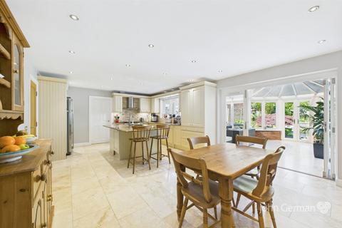 5 bedroom detached house for sale, Gaiafields Road, Lichfield