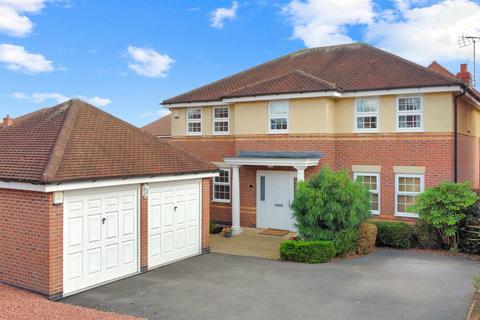 1 Gilbert Way, Fernwood, Newark, NG24 3FX