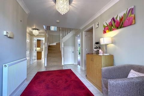 1 Gilbert Way, Fernwood, Newark, NG24 3FX