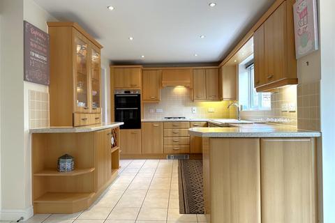 1 Gilbert Way, Fernwood, Newark, NG24 3FX