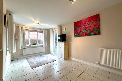 1 Gilbert Way, Fernwood, Newark, NG24 3FX