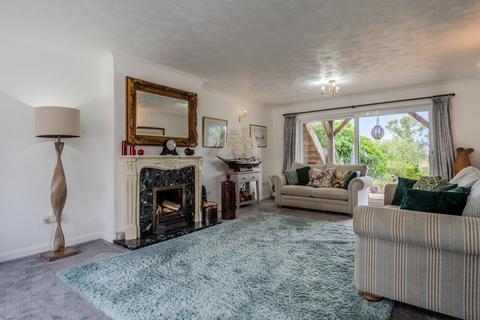 4 bedroom detached house for sale, Priory Road, St. Olaves