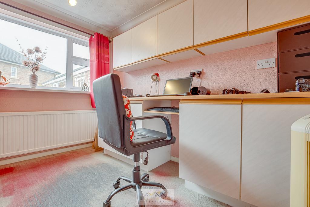 Bedroom 2.1