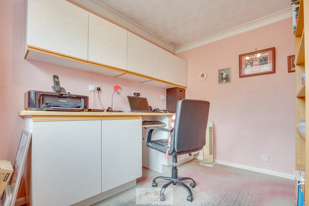 Bedroom 2.2