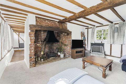 4 Walnut Tree Road, Pirton, Hitchin, SG5 3PX