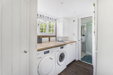 4 Walnut Tree Road, Pirton, Hitchin, SG5 3PX
