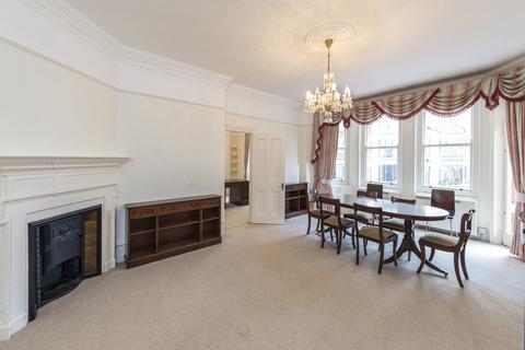 3 bedroom apartment for sale, Evelyn Mansions, Carlisle Place SW1P