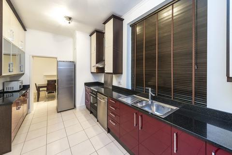 3 bedroom apartment for sale, Evelyn Mansions, Carlisle Place SW1P