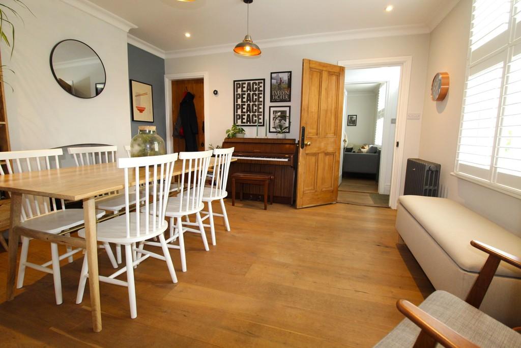 Dining room 2