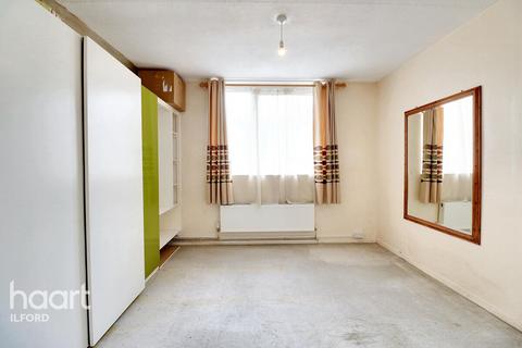 1 bedroom flat for sale, The Shaftesburys, Barking