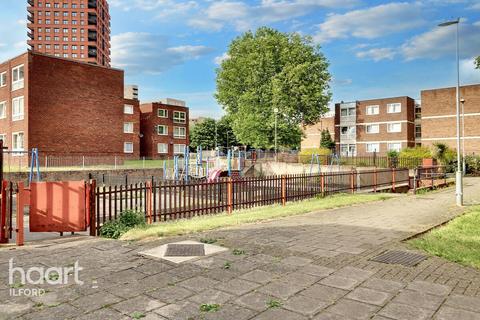 1 bedroom flat for sale, The Shaftesburys, Barking
