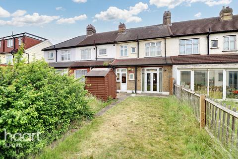 11 Lyndhurst Gardens, Ilford, IG2 7DH