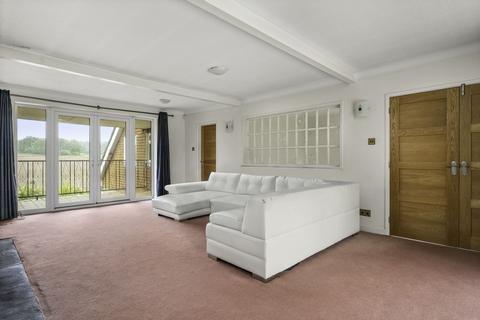 5 bedroom detached house for sale, Long Lane, Shaw, RG14