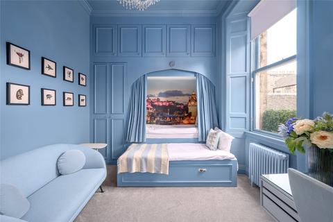Flat 1f1a, 53 George Street, Edinburgh, EH2 2HT