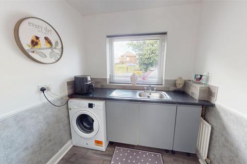 4 bedroom detached bungalow for sale, Shelf Hall Lane, Shelf, Halifax