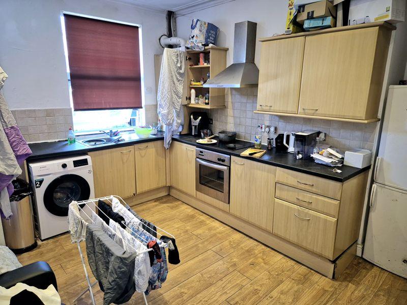 Flat B