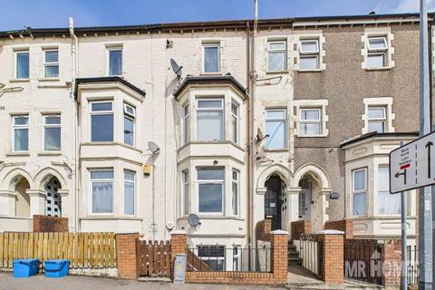 2 bedroom maisonette for sale
