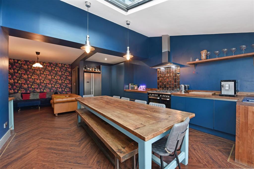 Kitchen Diner.jpg