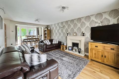 11 Anton Drive, Minworth, Sutton Coldfield, B76 1XQ