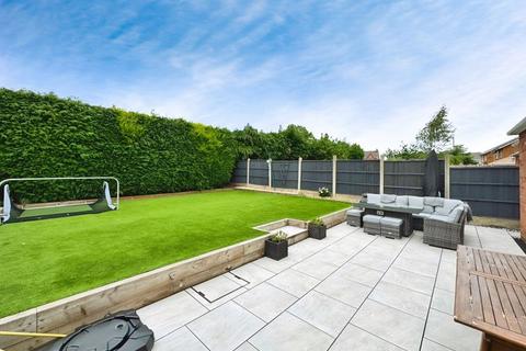 11 Anton Drive, Minworth, Sutton Coldfield, B76 1XQ
