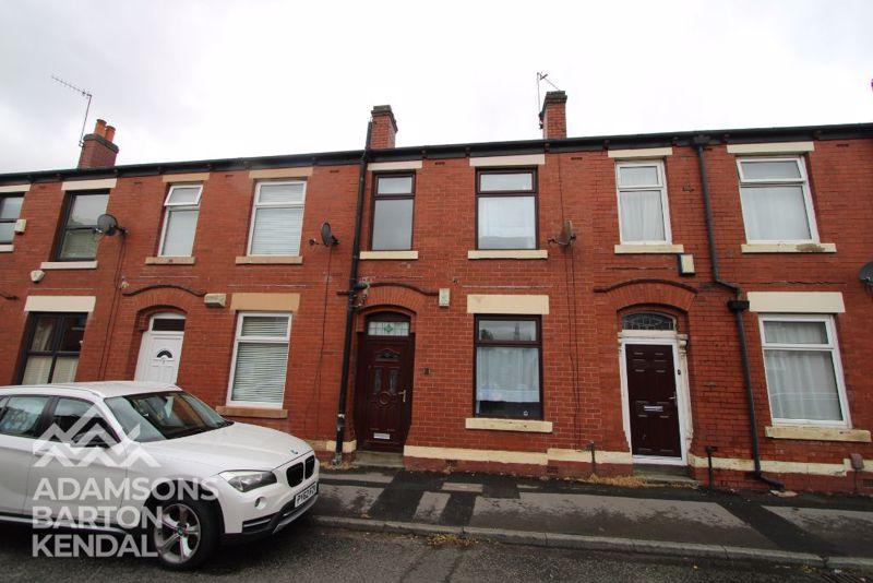 Ivor Street, Castleton, Rochdale OL11 3 bed terraced house - £135,000