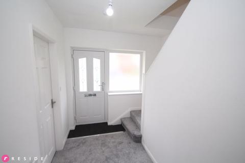 3 bedroom townhouse for sale, Springfield Lane, Oldham OL2