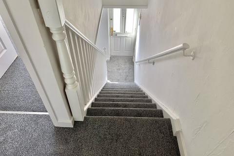 2 bedroom terraced house for sale, Neath Road, Briton Ferry, Neath, SA11 2YR