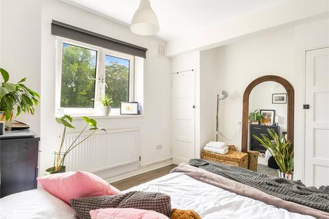 2 bedroom apartment for sale, Usk Street, London, E2