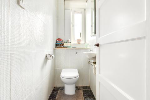 2 bedroom apartment for sale, Usk Street, London, E2
