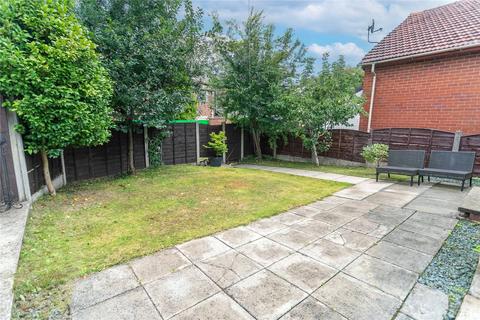 4 bedroom bungalow for sale, Linnet Hill, Rochdale OL11