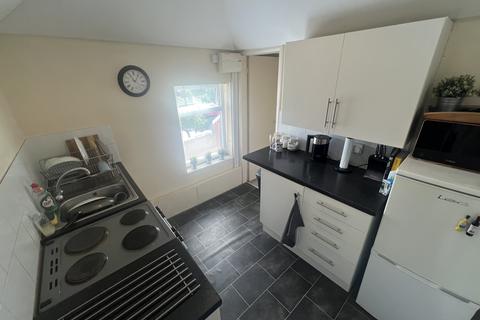 2 bedroom apartment to rent, Forester Street, Derby, DE1