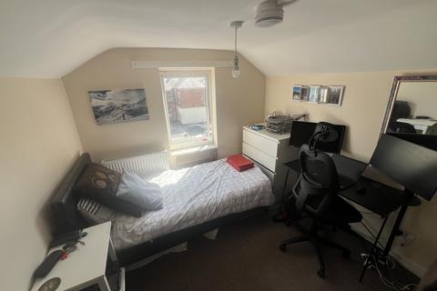 2 bedroom apartment to rent, Forester Street, Derby, DE1