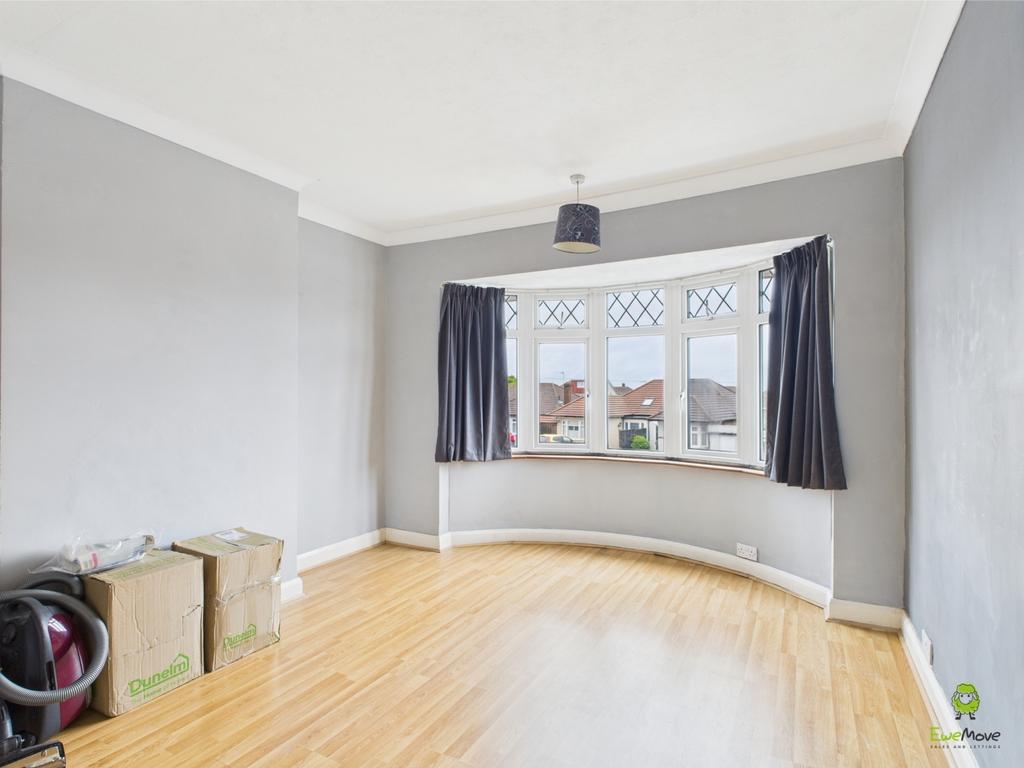 Presented by Kevin at Ewe Move Bexleyheath and Dart