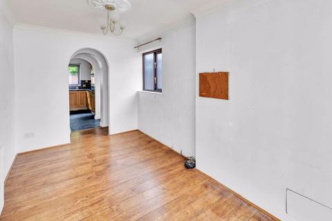 17 Green Park View, Oldham, OL1 4GP