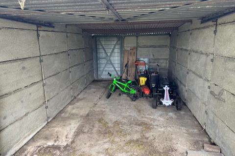 Garage to rent, Rowley Avenue, Sidcup DA15