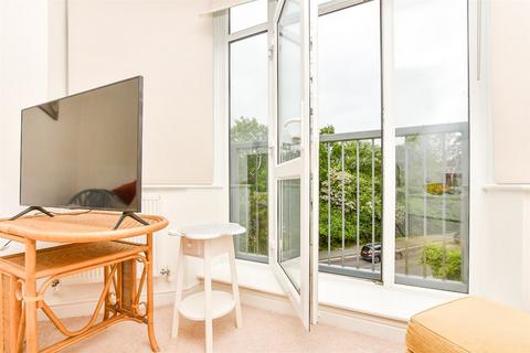 2 bedroom flat for sale, Greenstede House, East Grinstead RH19