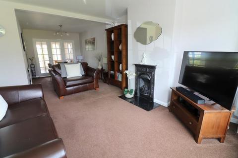 3 bedroom semi-detached house for sale, Luton LU2