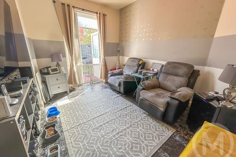 8 Chadfield Road, Blackpool, FY1 5NS