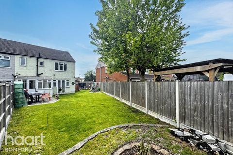 3 bedroom end of terrace house for sale, Cedar Road, Romford, RM7 7JU