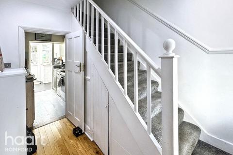 72 Cedar Road, Romford, RM7 7JU