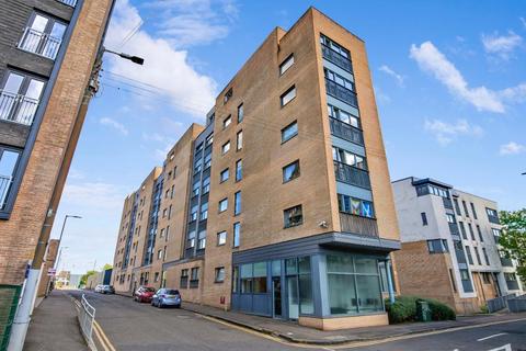 1 bedroom flat for sale, Bell Street, Merchant City, G4 0SZ