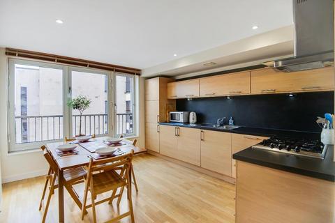 1 bedroom flat for sale, Bell Street, Merchant City, G4 0SZ