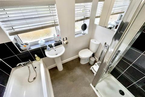 21 Milford Avenue, Wick, Bristol, BS30 5PG
