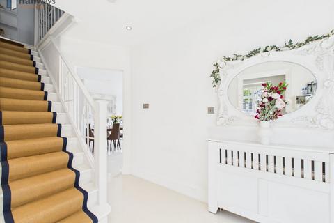 undefined, Coulsdon CR5