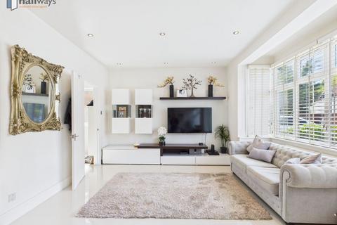 undefined, Coulsdon CR5