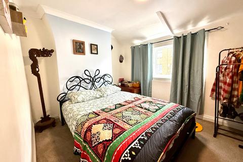 2 bedroom terraced house for sale, Old Town, Swindon SN1