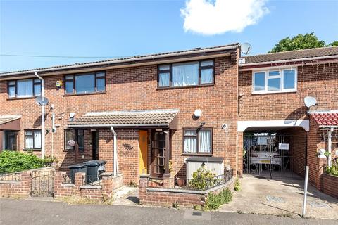 16c Salisbury Road, London, SE25 5DU