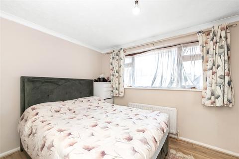 16c Salisbury Road, London, SE25 5DU